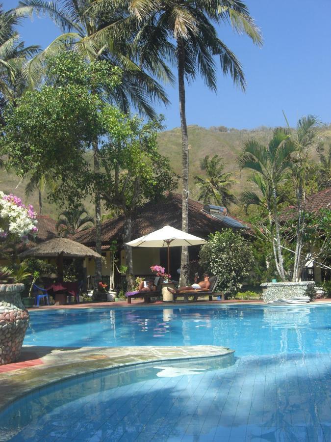 Kuta Indah Hotel Екстериор снимка