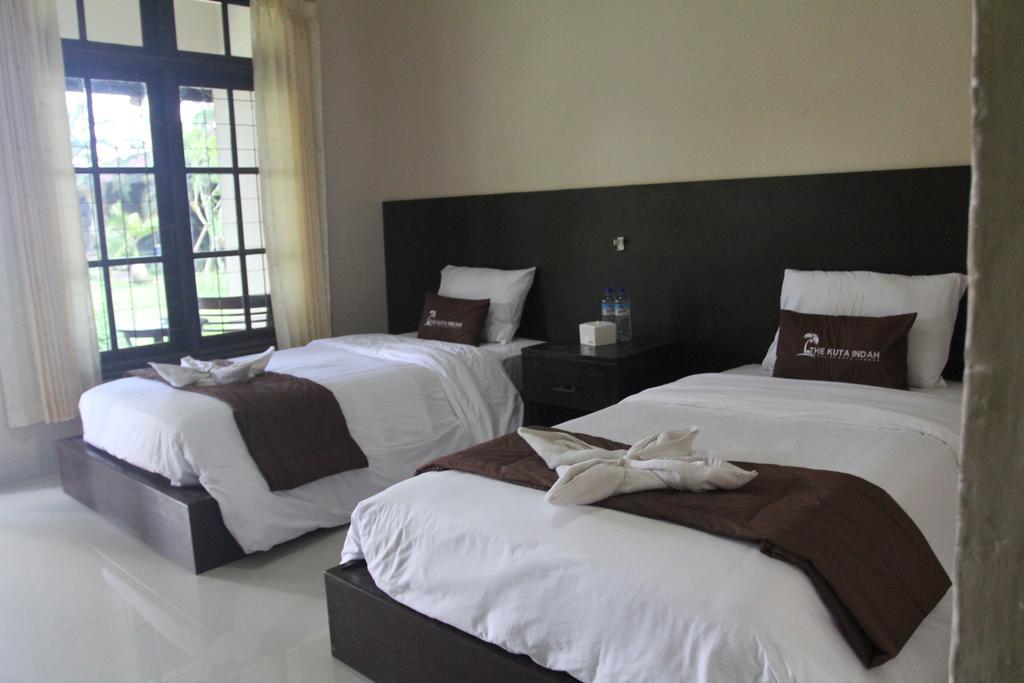 Kuta Indah Hotel Екстериор снимка